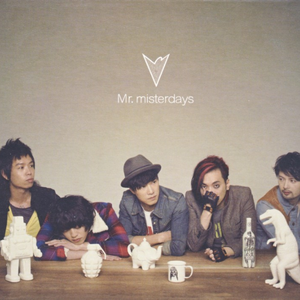 边查下面边吸奶很爽
